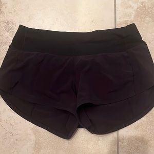 Black Lululemon speed up shorts 2.5 inseam size 2
